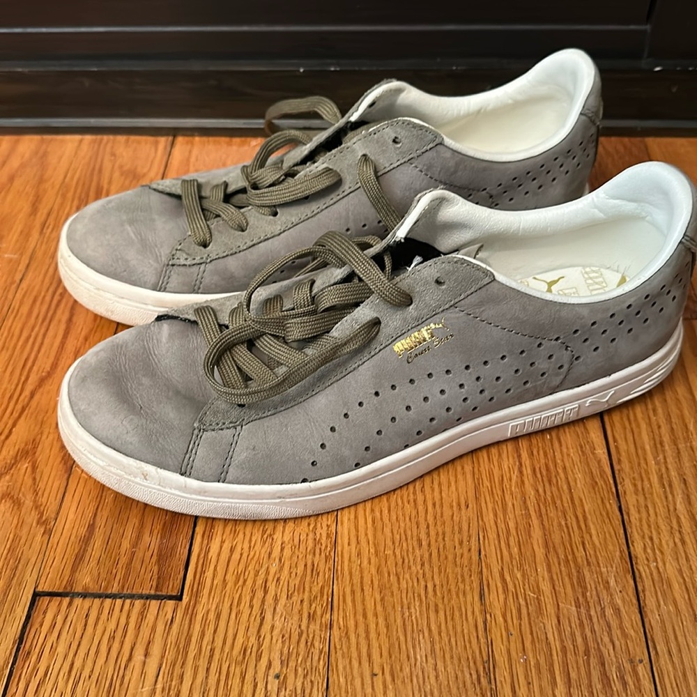 Puma sneakers